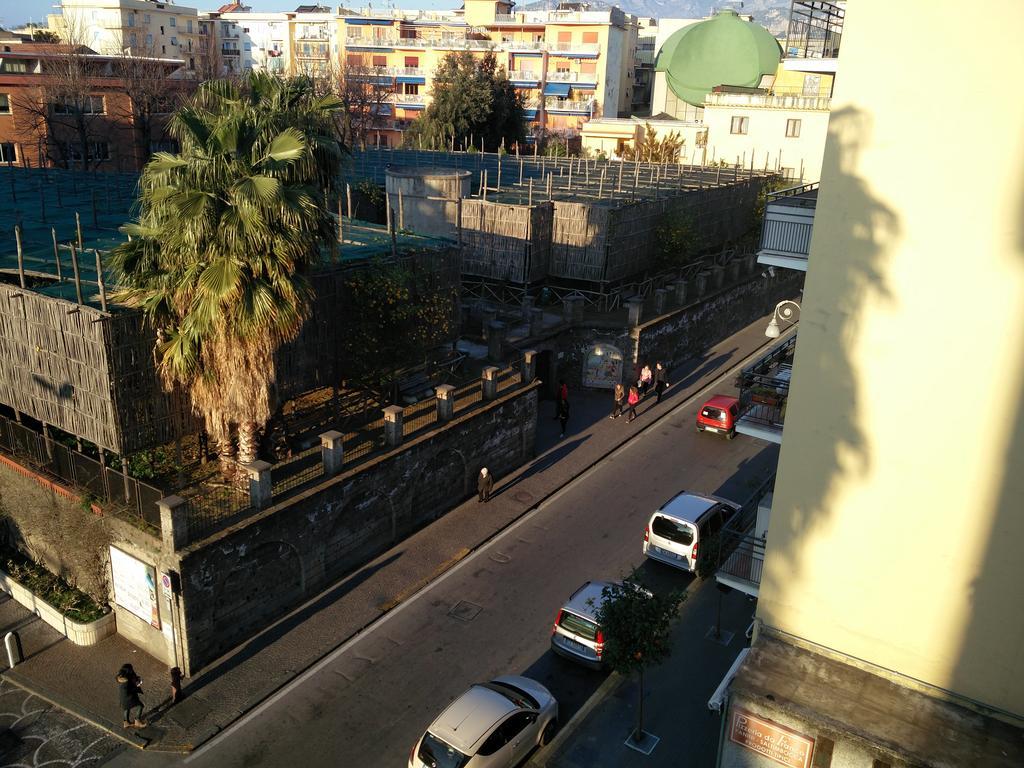Piazza Lauro Suites Sorrento Buitenkant foto